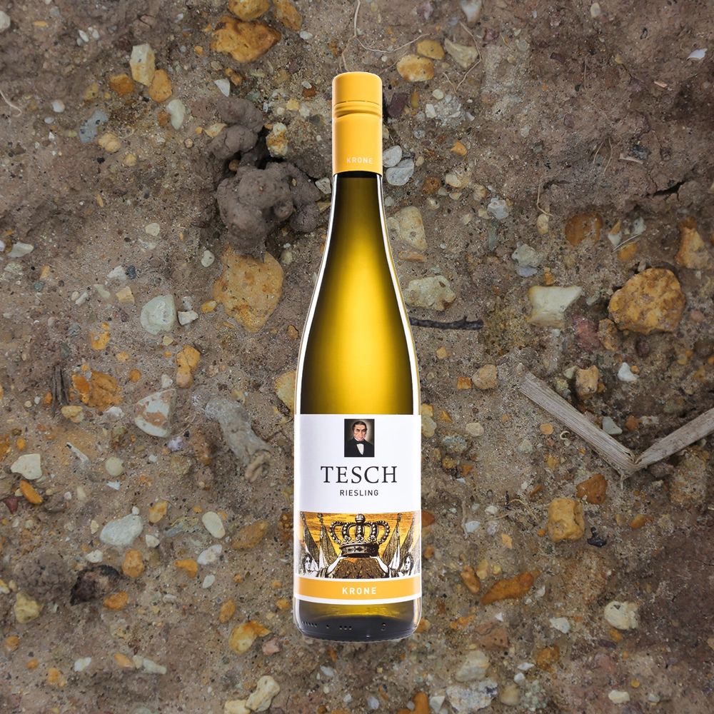 TESCH Krone Flasche auf Boden